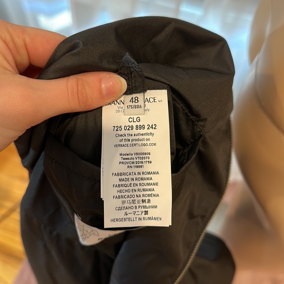 VERSACE COLLECTION VEST - Picture 7 of 9